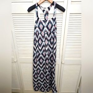 Love Fire Colorful geometric print t back maxi dress medium